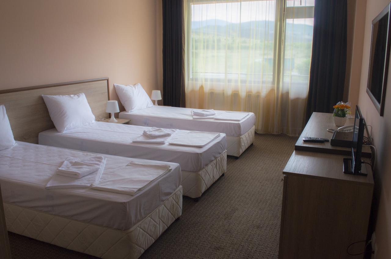 Maribel Spa Hotel Koprilova Dış mekan fotoğraf